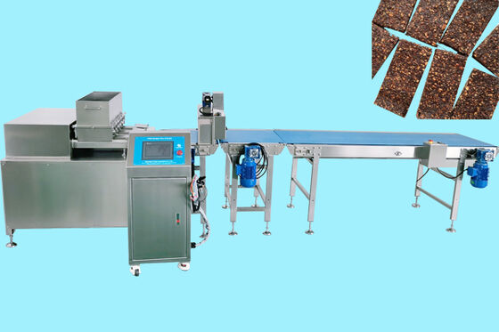 İyi bir fiyat. P400 Tarih Çubuğu Ekstrüder Saat başına 400-600 kg Büyük Kapasiteli Üretim Makinesi çevrimiçi